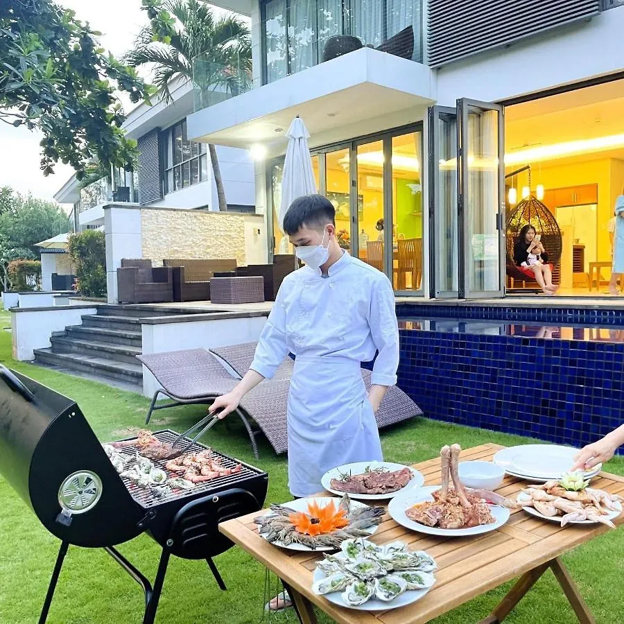 Outstanding Villa In Beach Resort Da Nang Vietnam