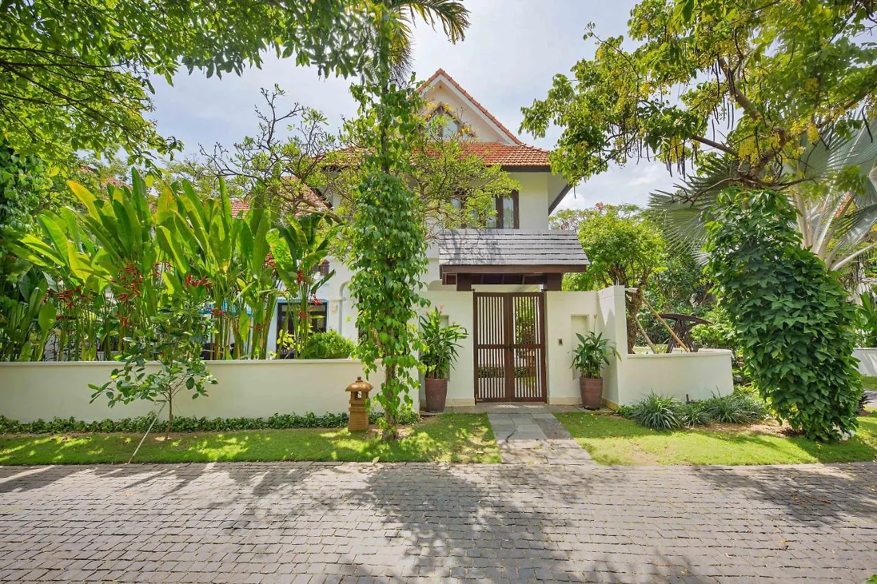 Outstanding Villa In Beach Resort Da Nang