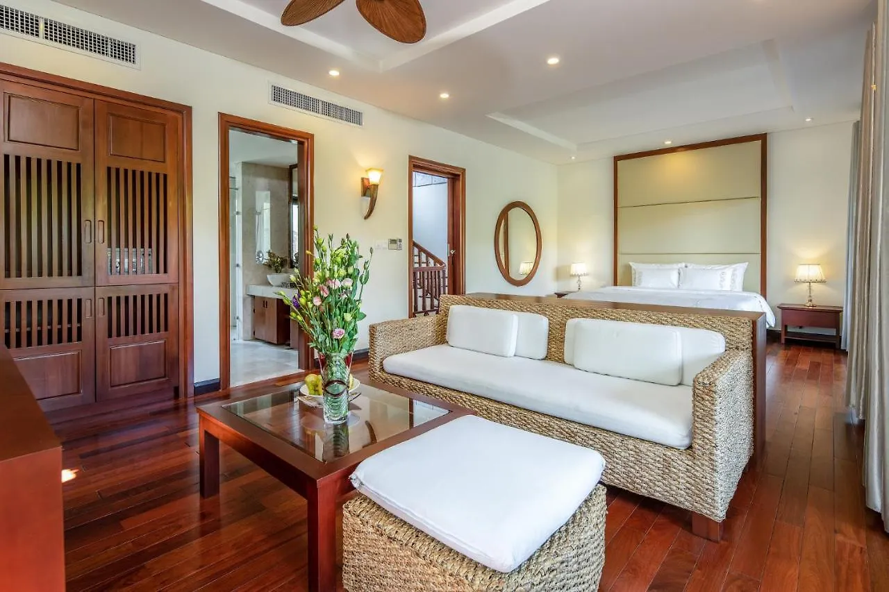 Outstanding Villa In Beach Resort Da Nang Vietnam